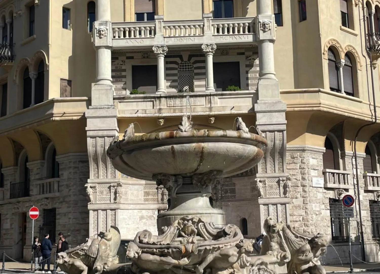 Roma Luxury Apartment